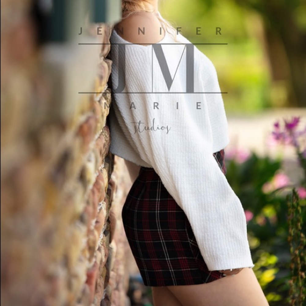 Forever 21 Red Black&White Plaid Skirt with Shorts